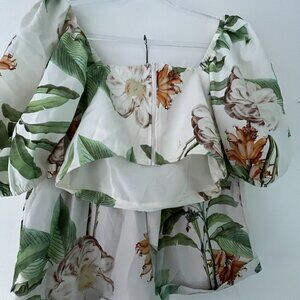 CLEARANCE!!!!!!!!       A.Peach Boutique Two Pieces Set on Large
